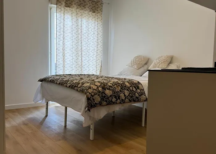 דירה M093 Marquer A Avec Balcon